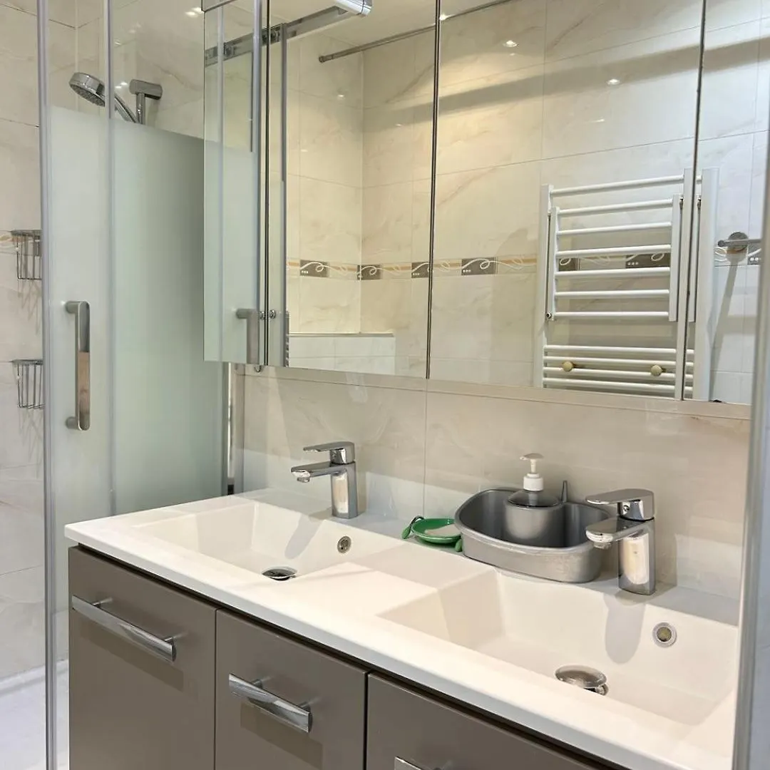 Superb Modern Near Gare De Lyon Bercy F4 * Paris